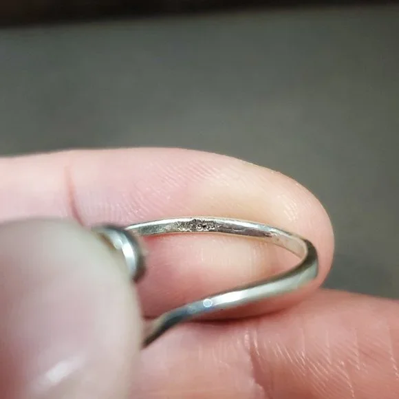 Size 7 925 Sterling Silver Slightly Rustic Double CZ Gem Ring - Picture 4 of 7